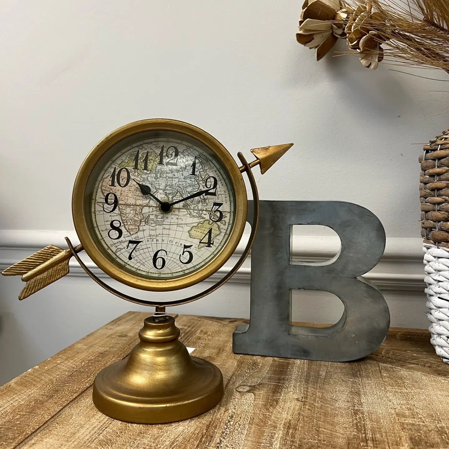 Vintage Style Table Top Clock – VagabondVintage