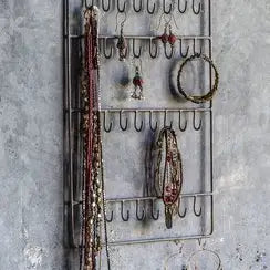 Simple Wire Jewel Hook Wall Mount