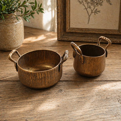 Ribbed Metal Planter Set with Handles