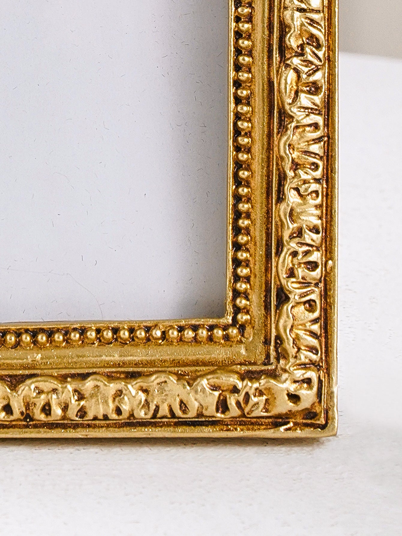 Ornate Gold Arch Photo Frame