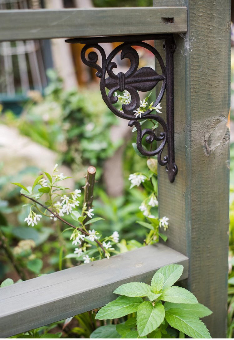 Iron Scrollwork Wall Brackets