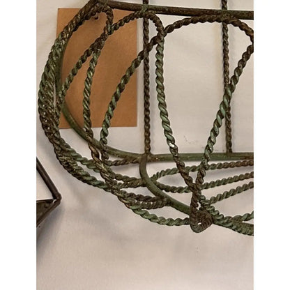 Iron Wall Basket Planter